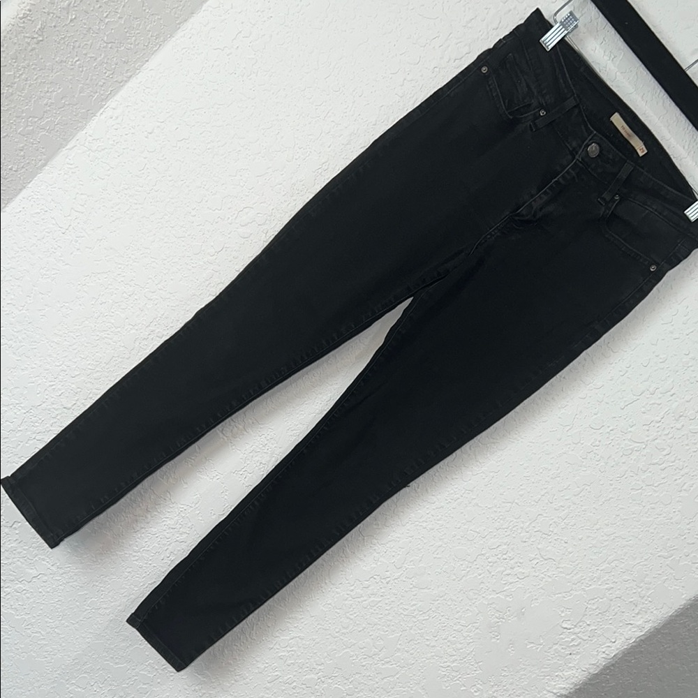 Women's Black Skinny Levi’s Jeans